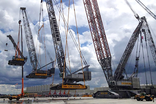 Liebherr crane lifting crane